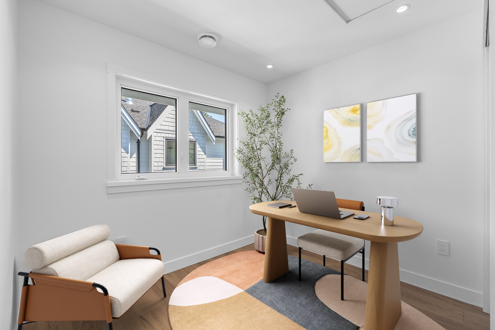 #1 - 1860 Moore Avenue